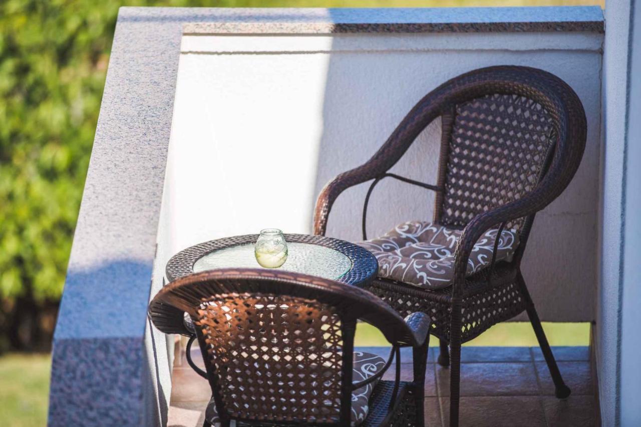 Apartments In Lopar - Insel Rab 40853 Dış mekan fotoğraf
